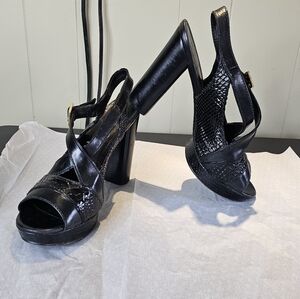 Tory Burch Women’s Black Snake Skin Leather Crisscross Platform Sandals Size9.5M